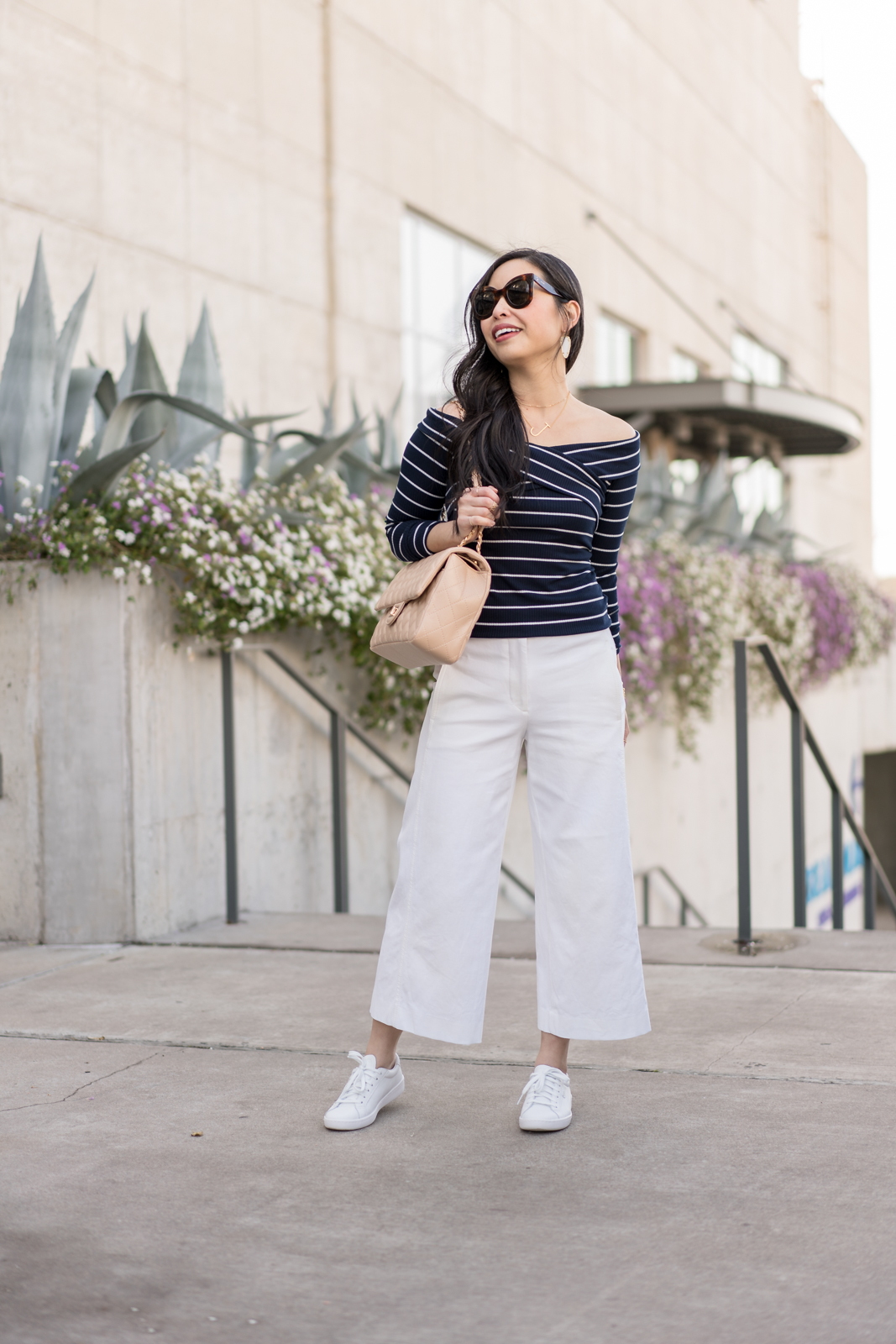 wide leg cropped white jeans
