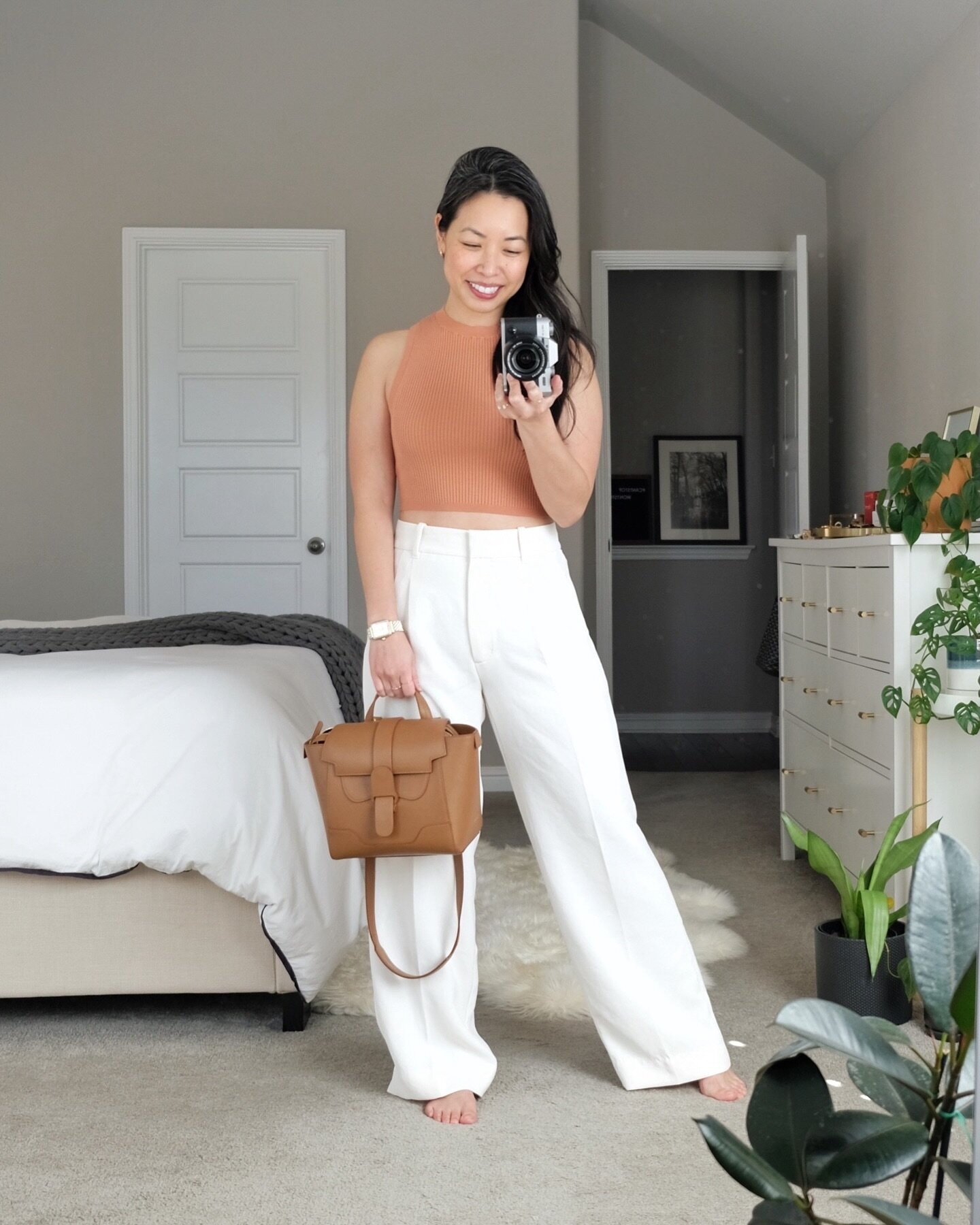{#newpost} in my wide leg pant girl era 💯 lately, i find myself reaching for wide leg pants over jeans!! i like the color and material options &amp;&amp; how they flow 🤗 rounded up my top three on jannadoan.com &mdash; all high waisted for my #over