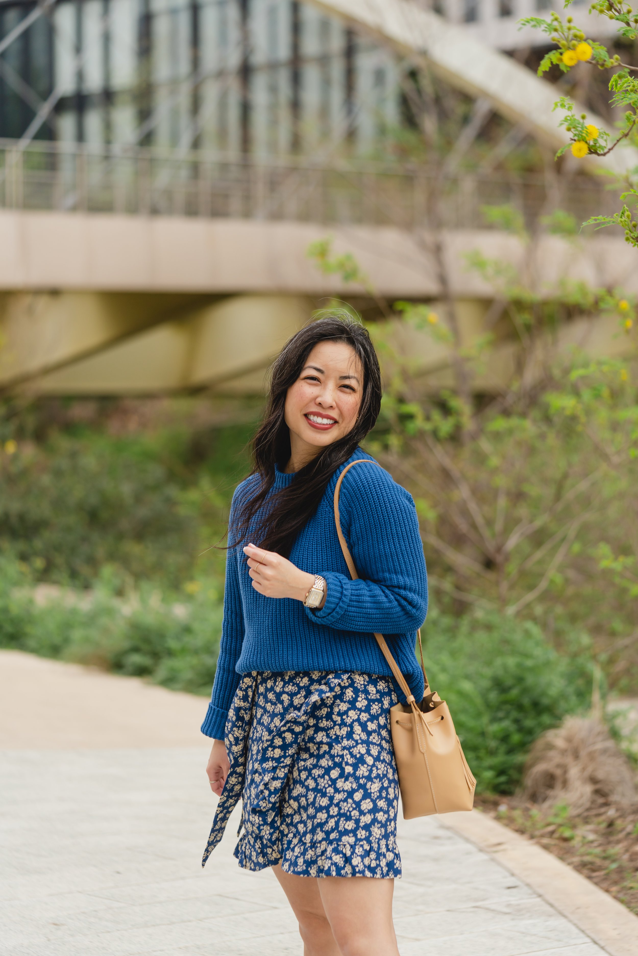 how-to style brown wide leg pants — janna doan