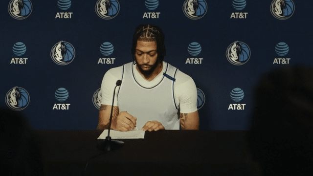 Head of CeraVe Case Study-low.gif