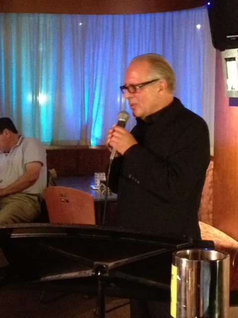 Vocal Jam happy hour show