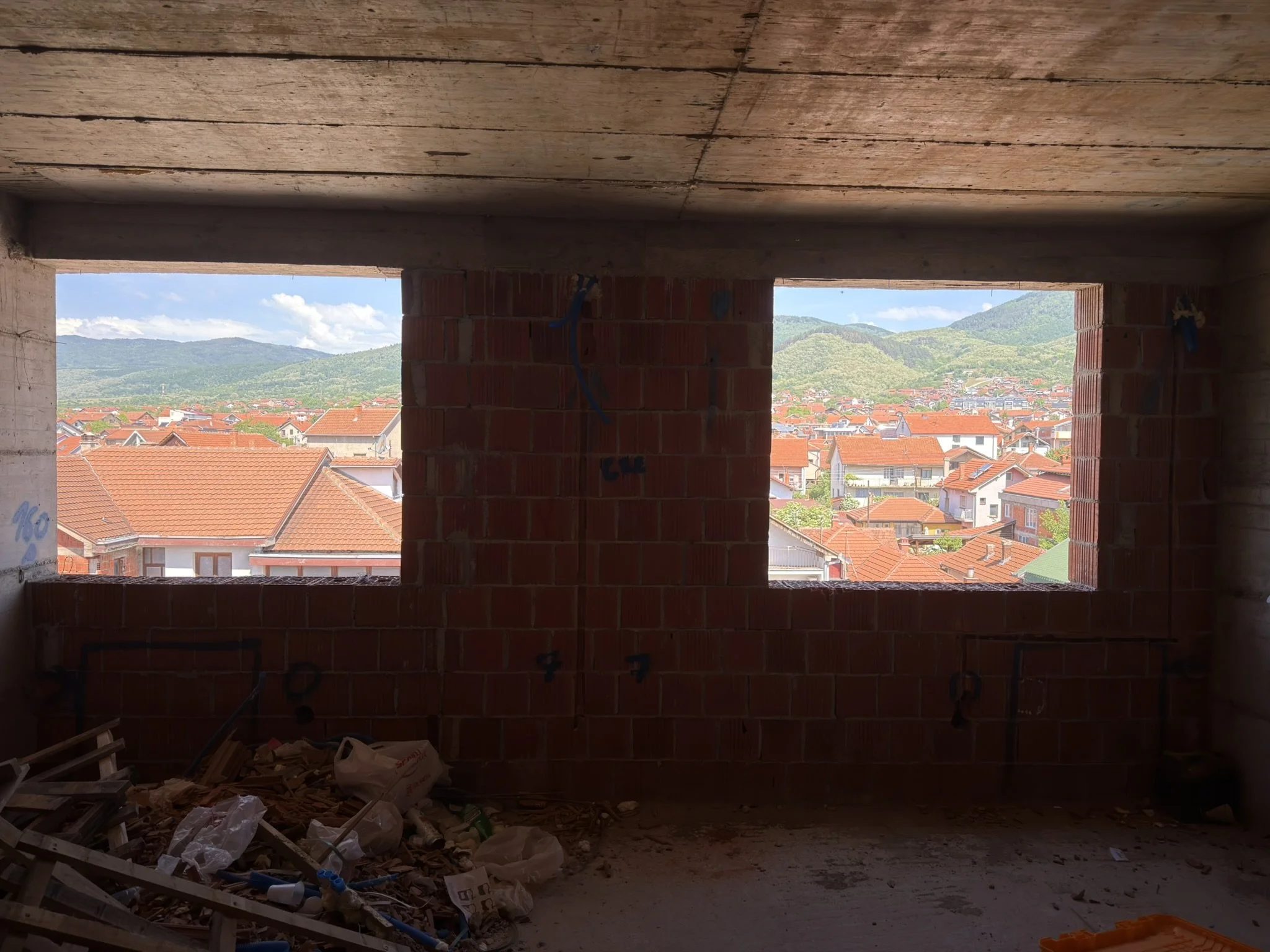 1AD6ABFB-D20D-43E5-A652-BCF51BAF6CCF_1_102_o.jpeg
