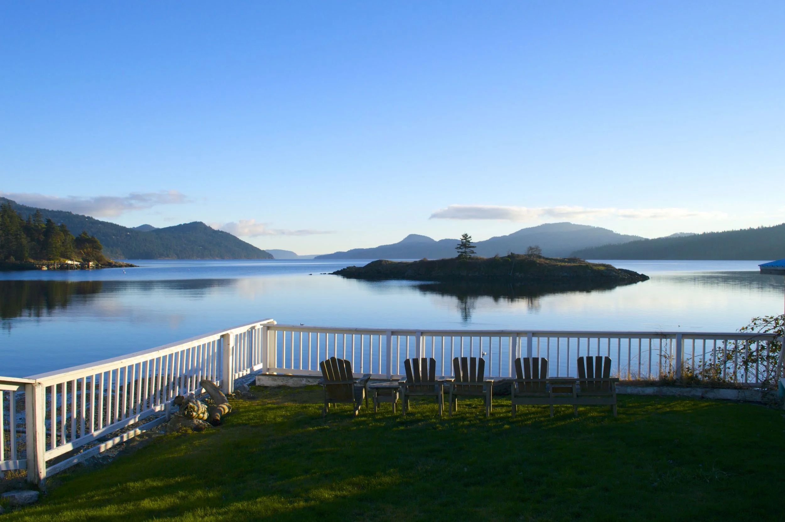 Eastsound_Waterfront_Adirondack_View.jpg