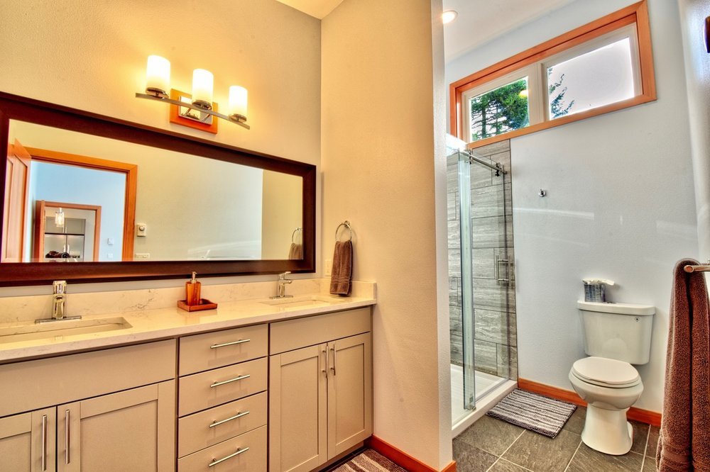 MasterBath.jpg