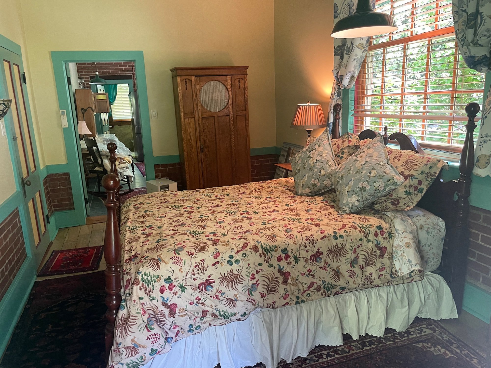 Telegraph bedroom