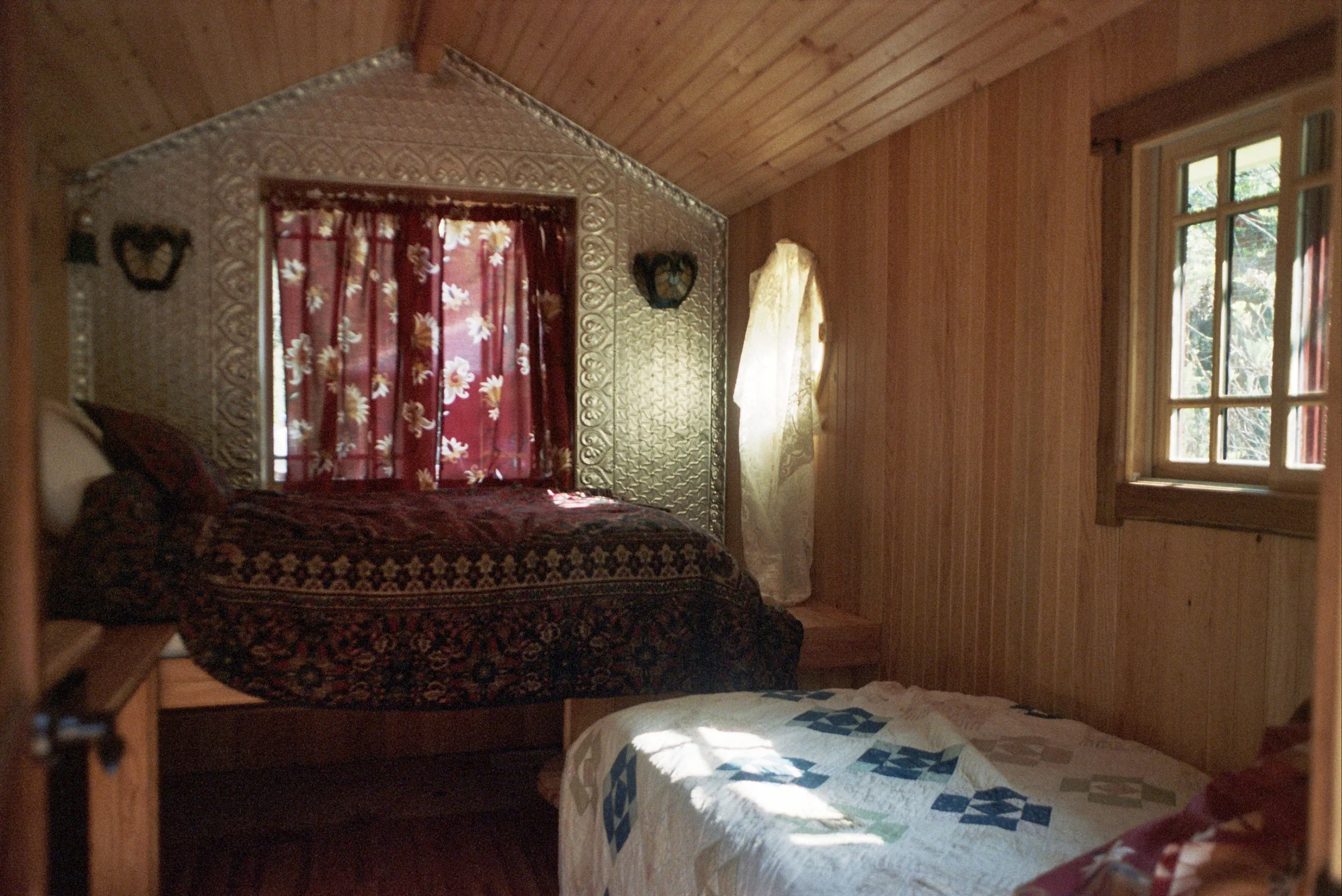 Inside+Tim's+tiny+house 2.jpeg