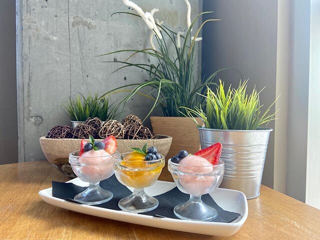 This weekend is going to be another hot one! Come join us on the patio and cool down with a complimentary homemade scoop of sorbet with purchase of an entree! Please show this post while ordering. #coohills #homemade #sorbet #cooldown #pastrychef #pe