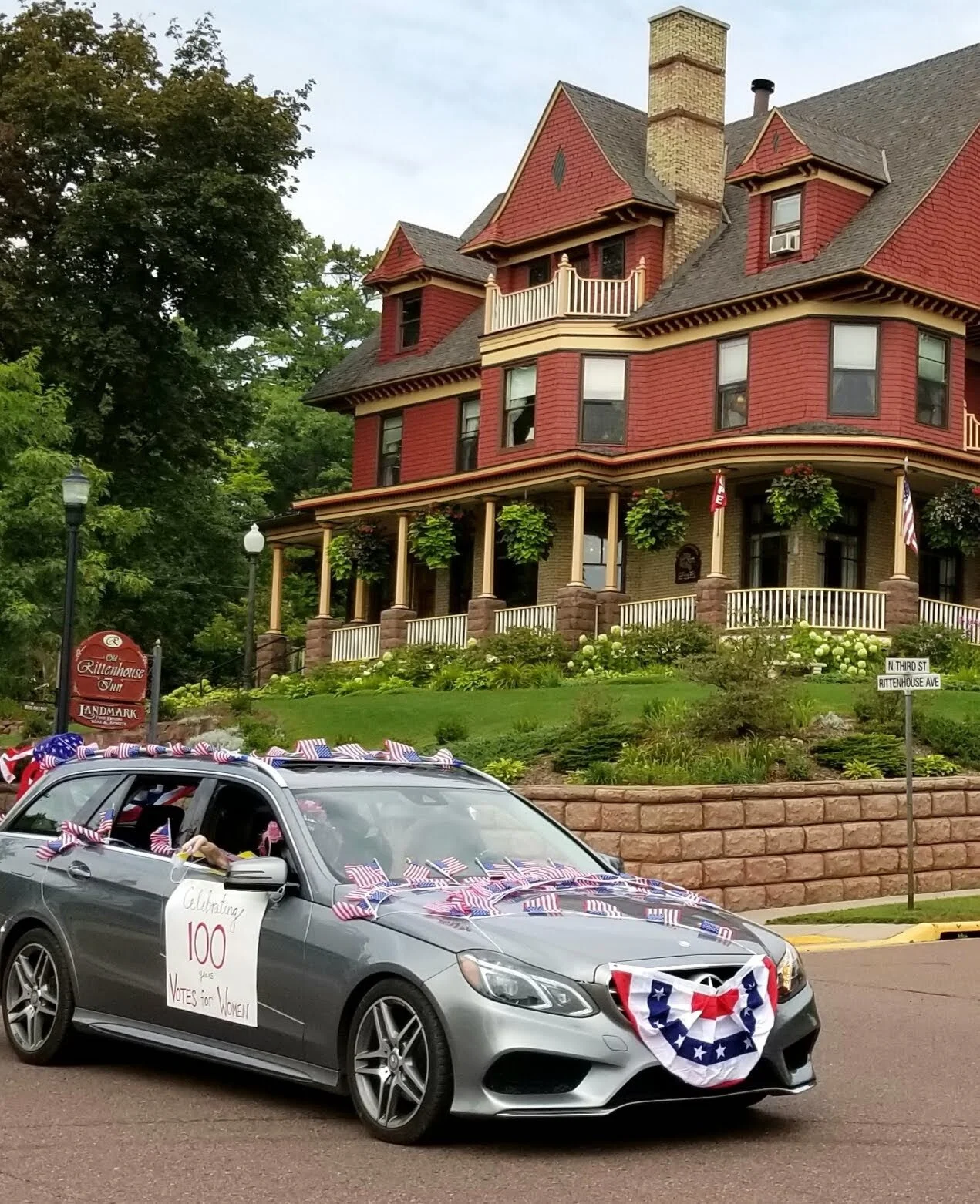 19th Amendment Centennial Parade in Bayfield