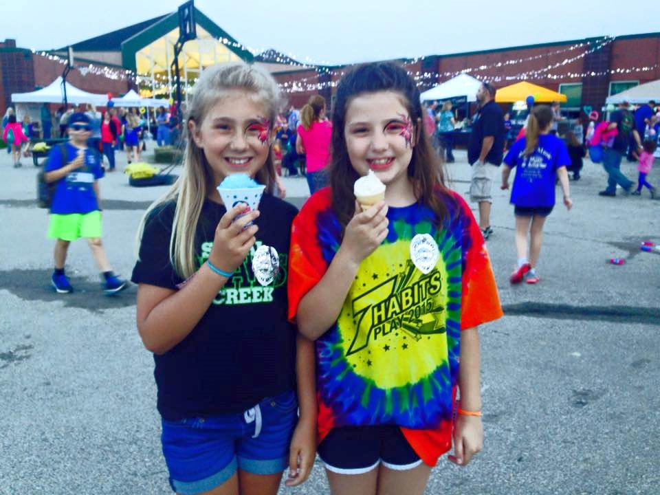 Snow Cones and Ice Cream at the Party!