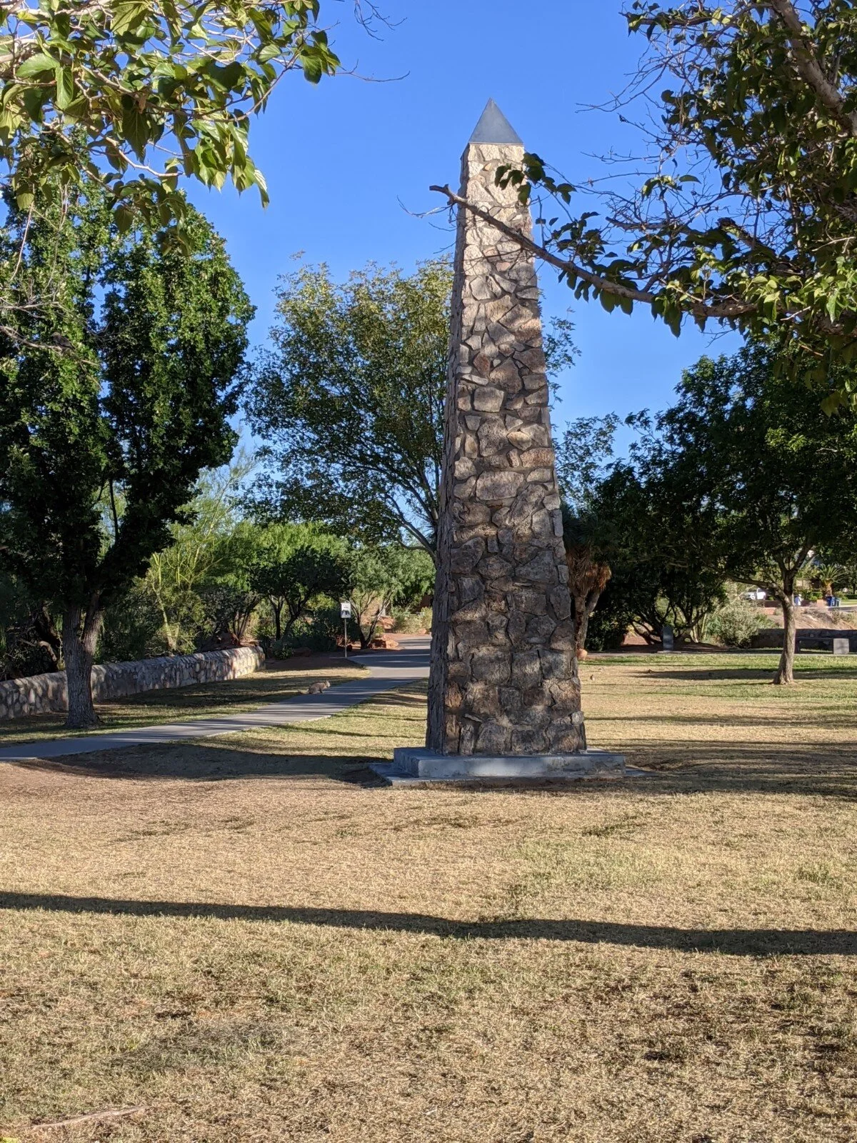 Obelisk Tom Lea Park.jpg