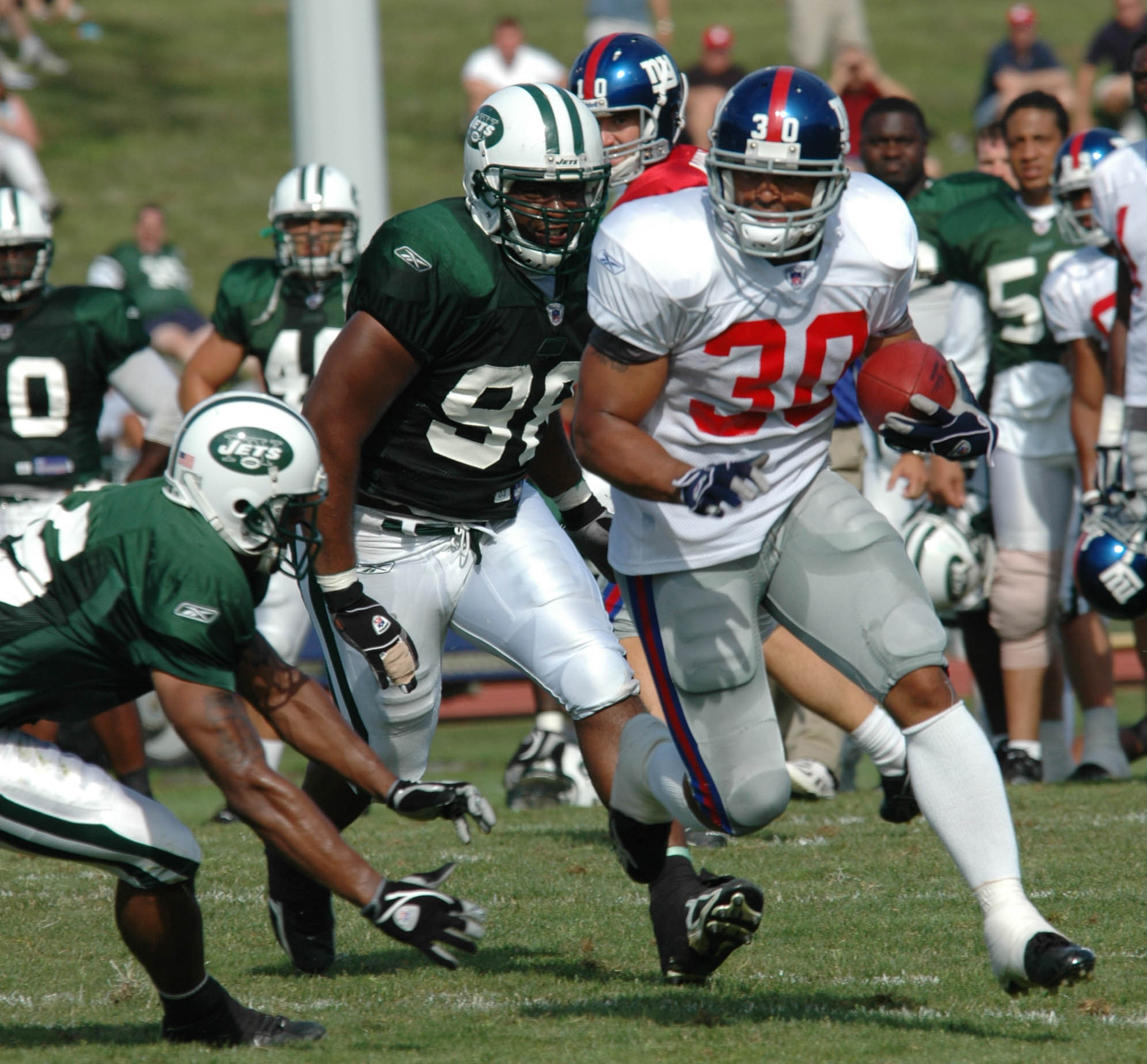 12 New Giants and New Jets Training Camp 2005.jpg