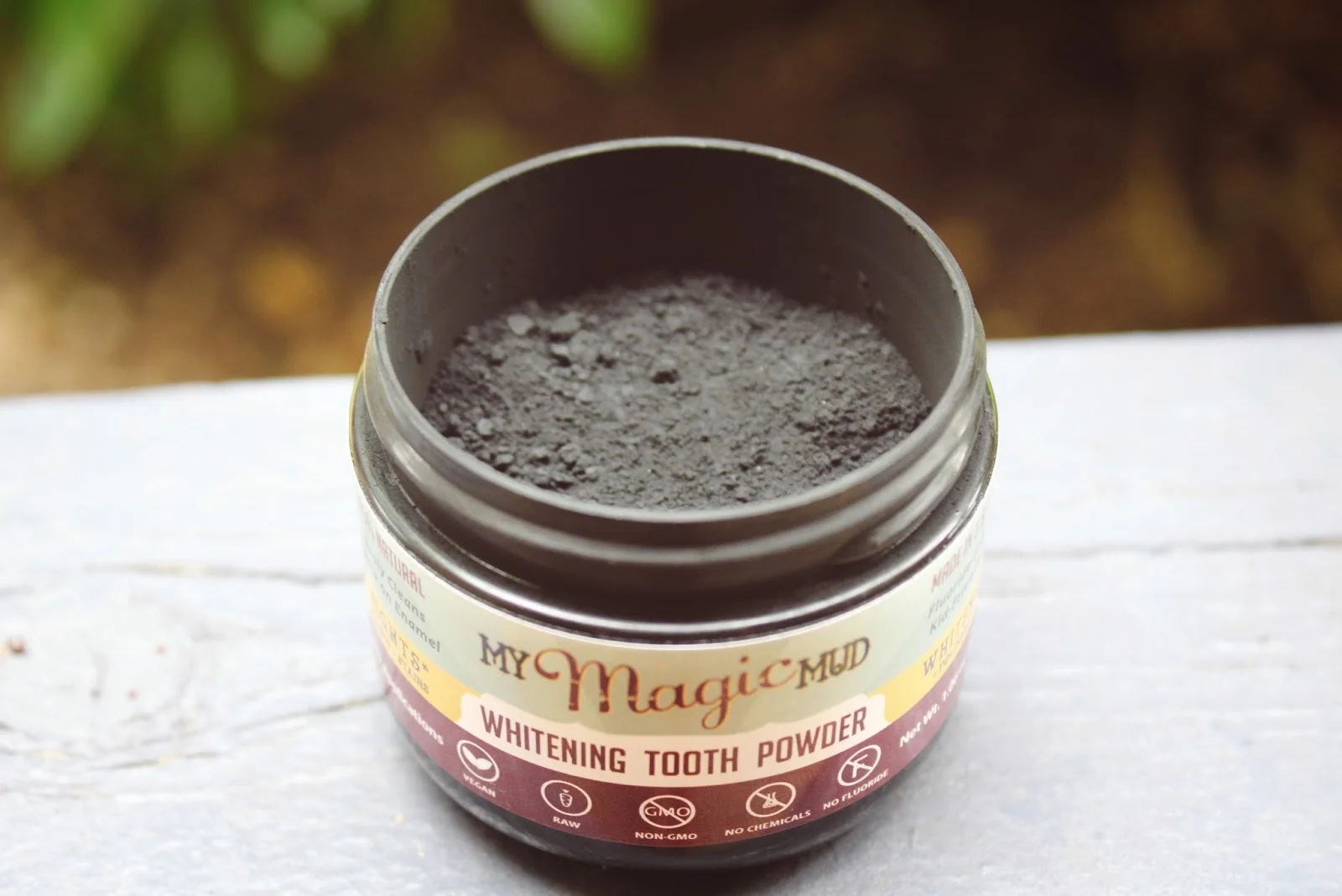 My Magic Mud Teeth Whitener