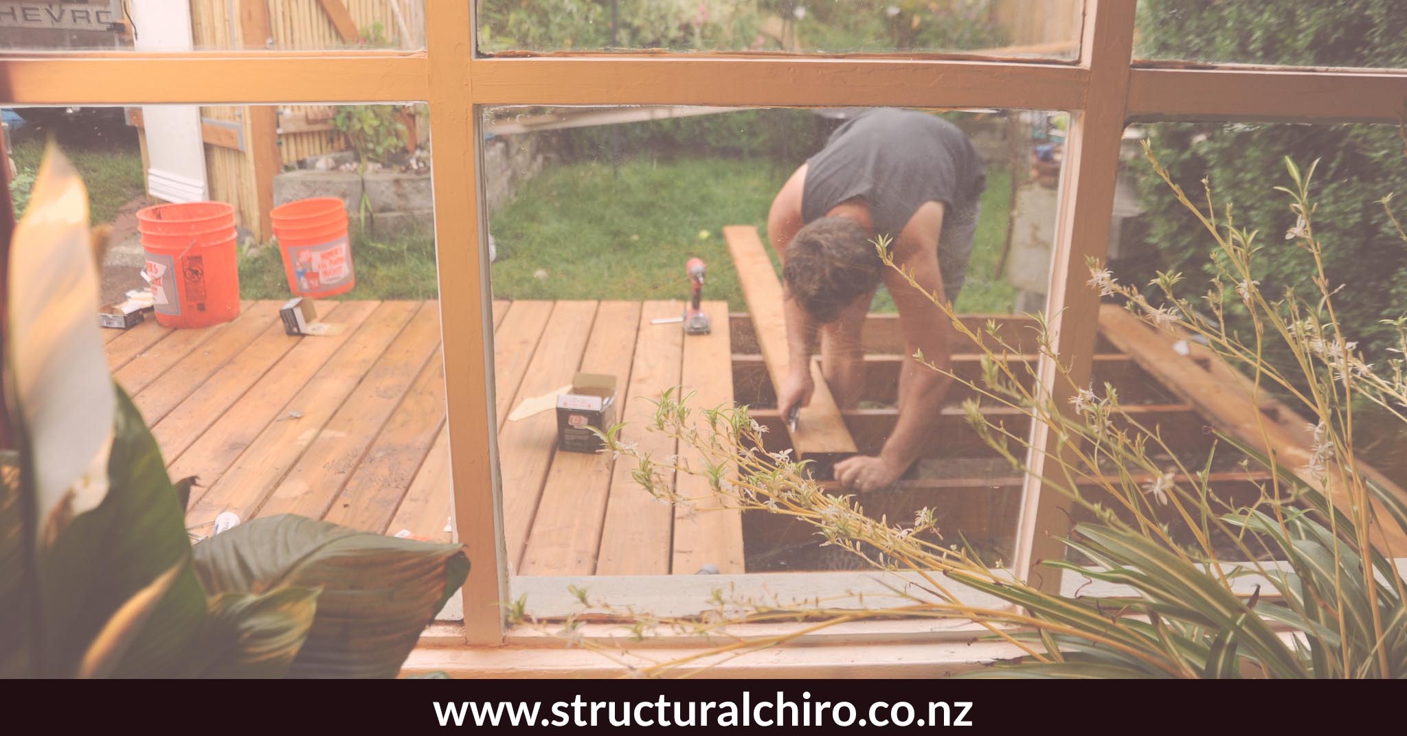 WARM UP BEFORE TACKLING THOSE CHRISTMAS DIY’s 