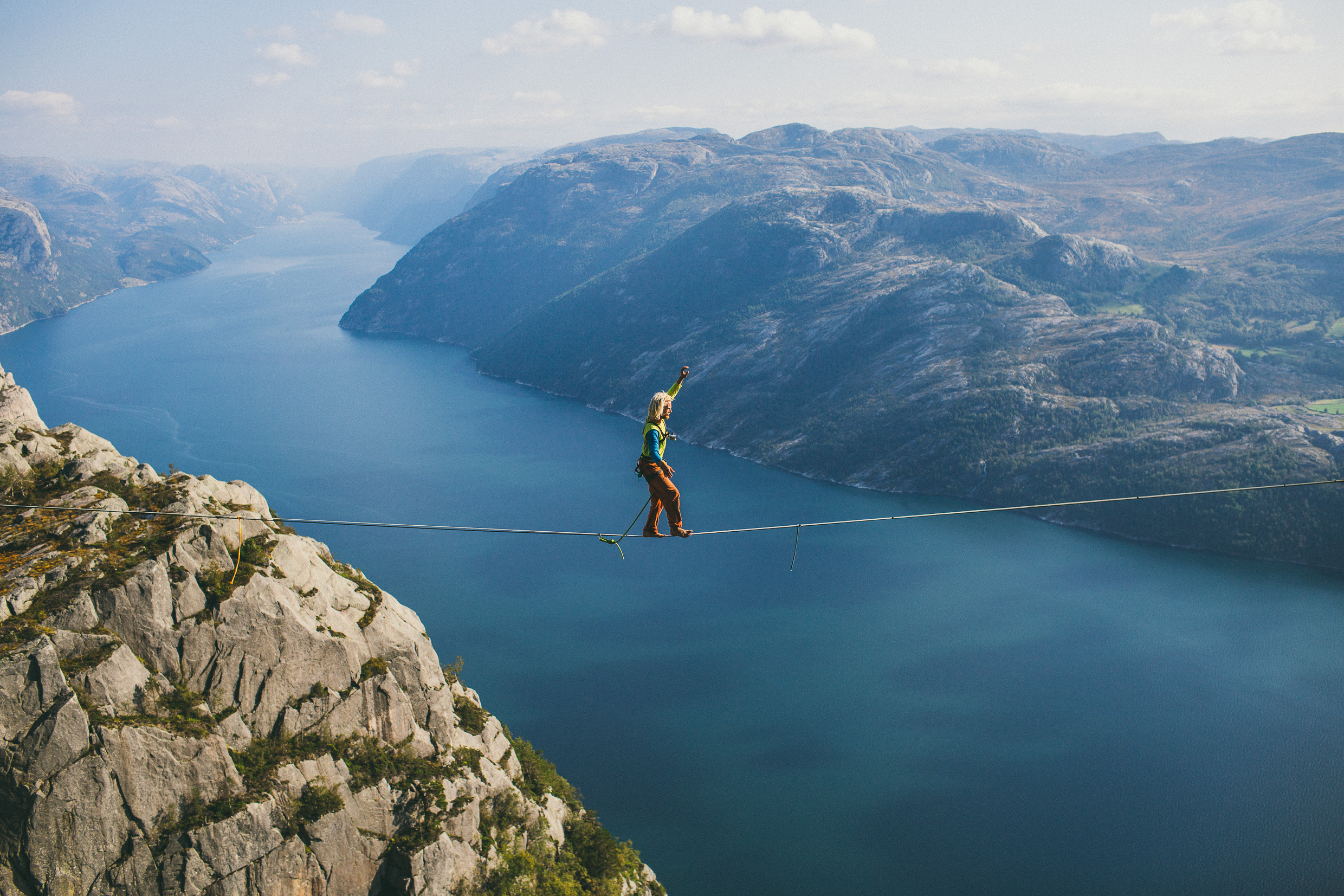 Trolltunga-14.jpg