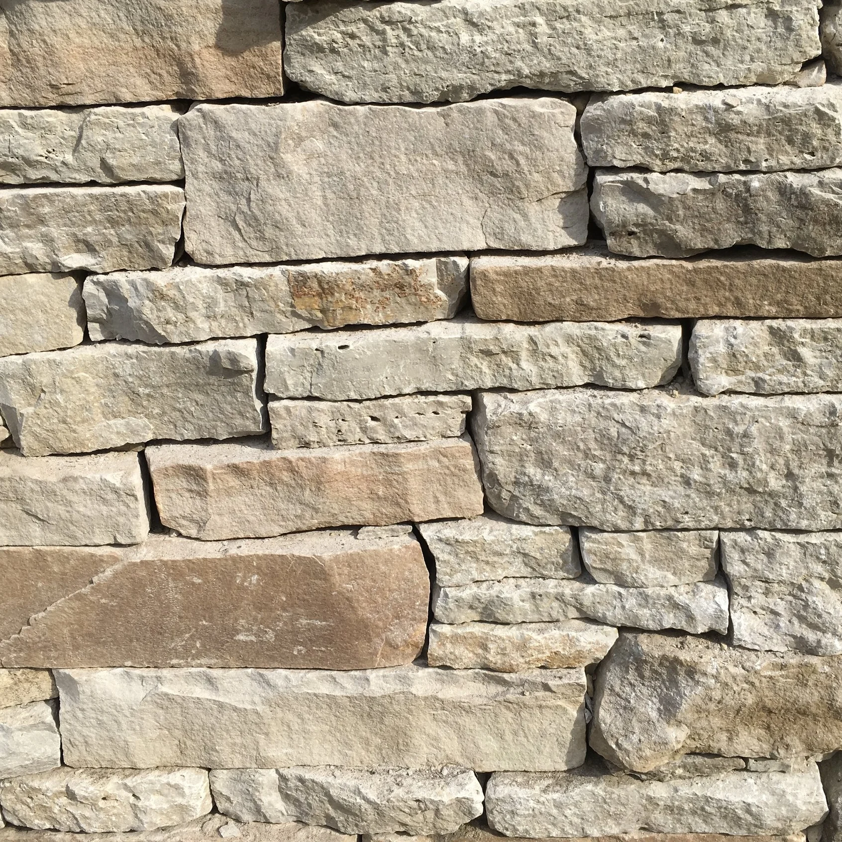 Stone Retaining Wall - Mixed Sedimentary Stone