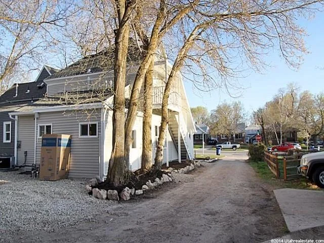 HouseRear.jpg