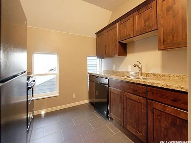 UpstairsKitchen.jpg
