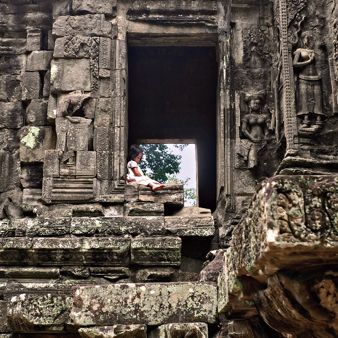 Myself_ Photographs of Children Pagesv2_interior 2-91.jpg