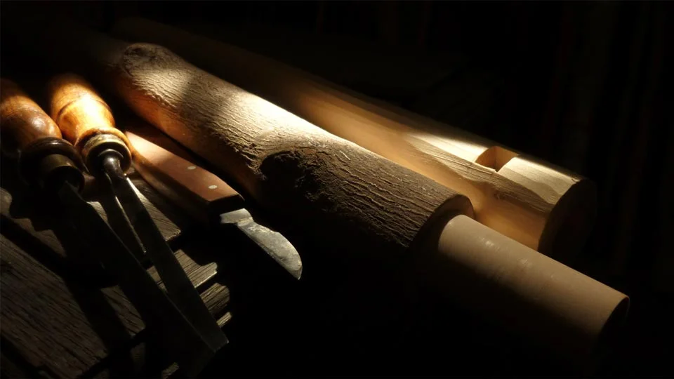 master-flute-maker-winne-clement-fluiten-luthier-craftsman-facteur-flûtes-flöten-hersteller-music-instrument-wood-wind--kaval-caval-shepherd-making.jpg