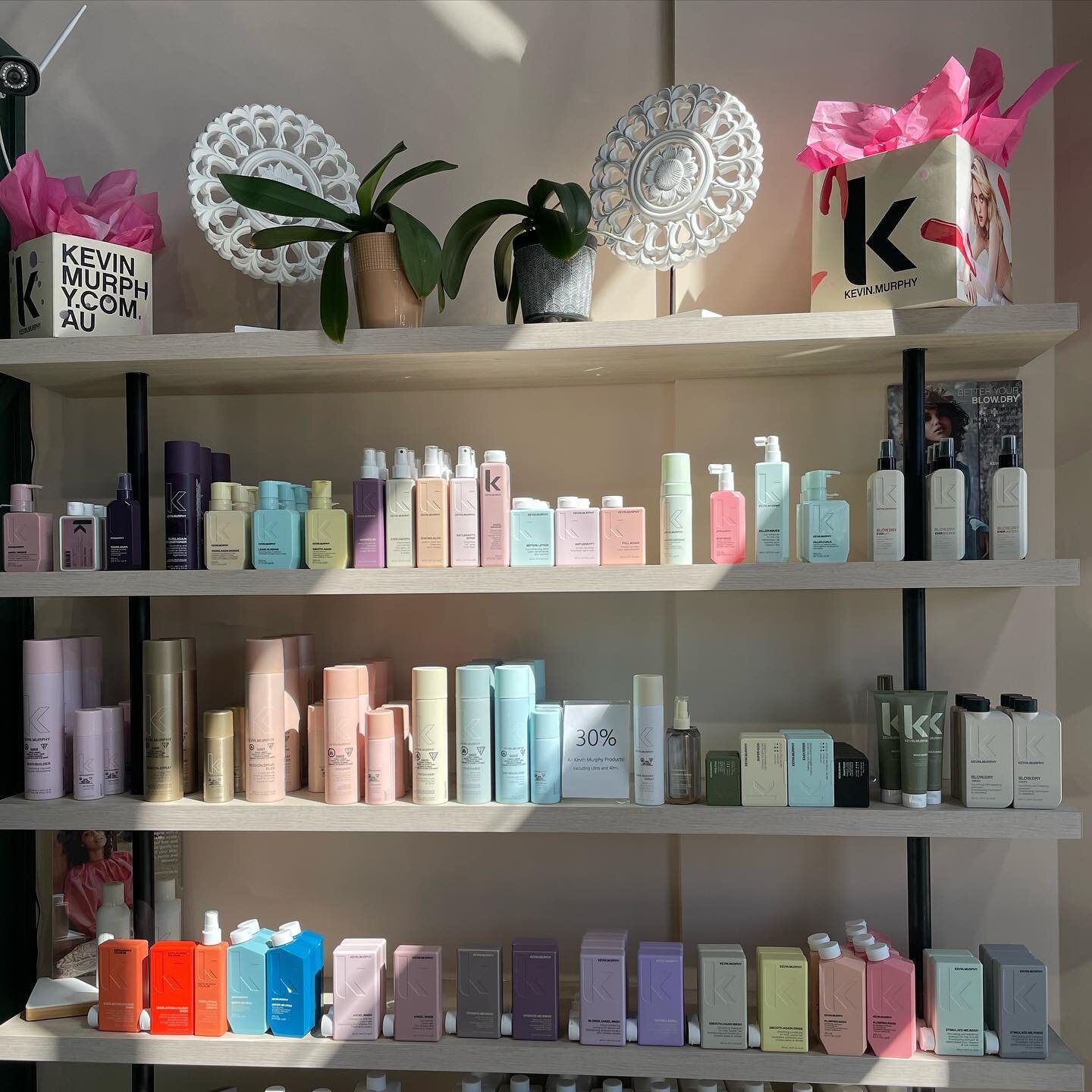 30% off all Kevin Murphy products! Treat yourself or treat a friend, just in time for Mothers Day! ✨🥰🤩 *Excluding litres and 40mL*
