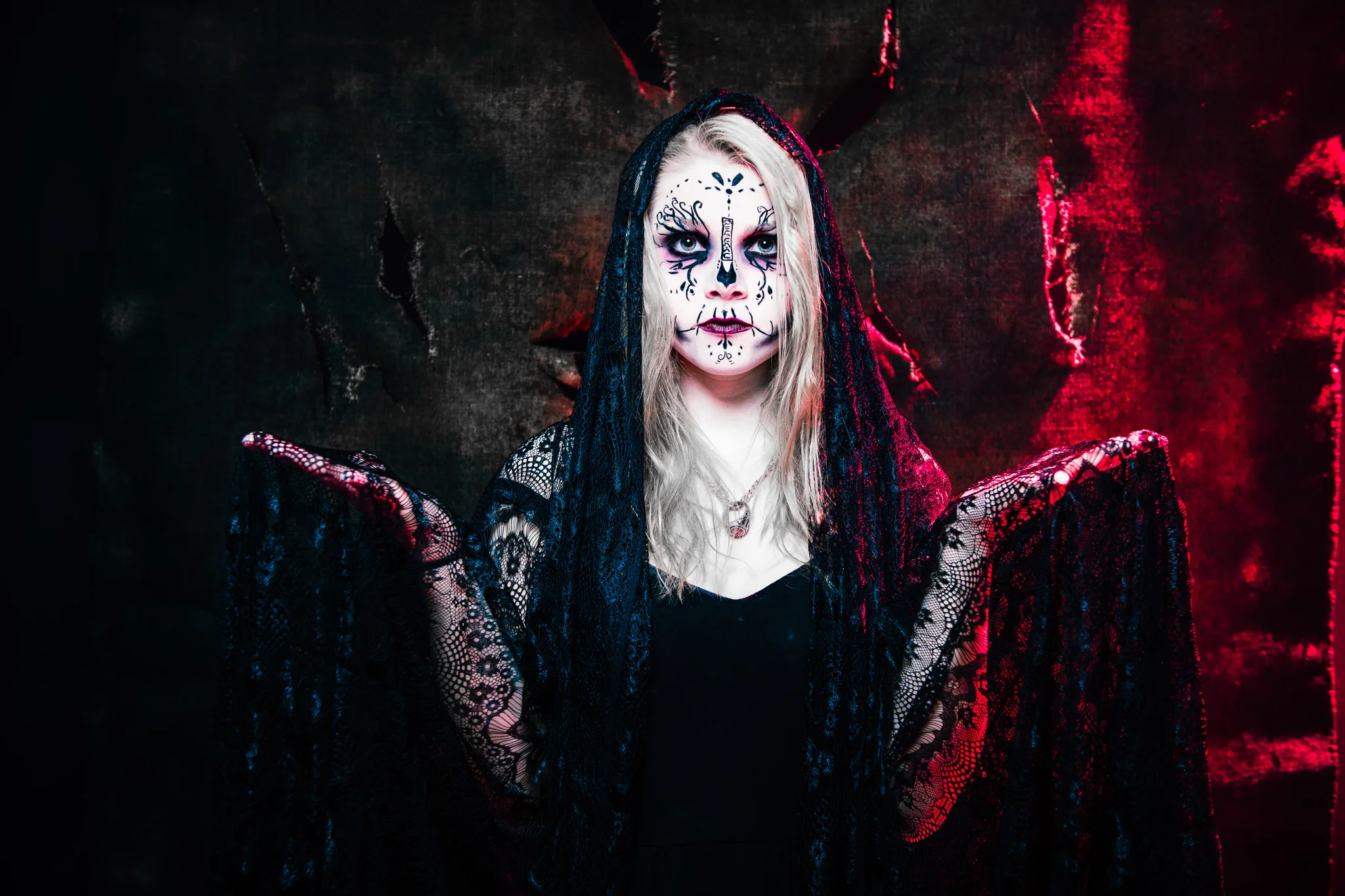 Brianna_Kirkland_Day_Of_The_Dead_Hebrew.jpg