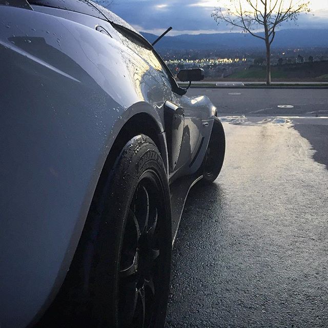 #lotus #lotusnation #elise #exige #britishcars #volkracing #raysengineering #ce28 #dunlop #starspec #carwash #aspenwhite