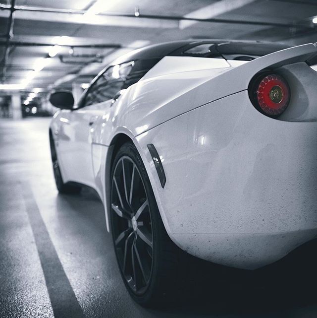 Reposting @_desun 's gorgeous #lotus #evora #lotusnation