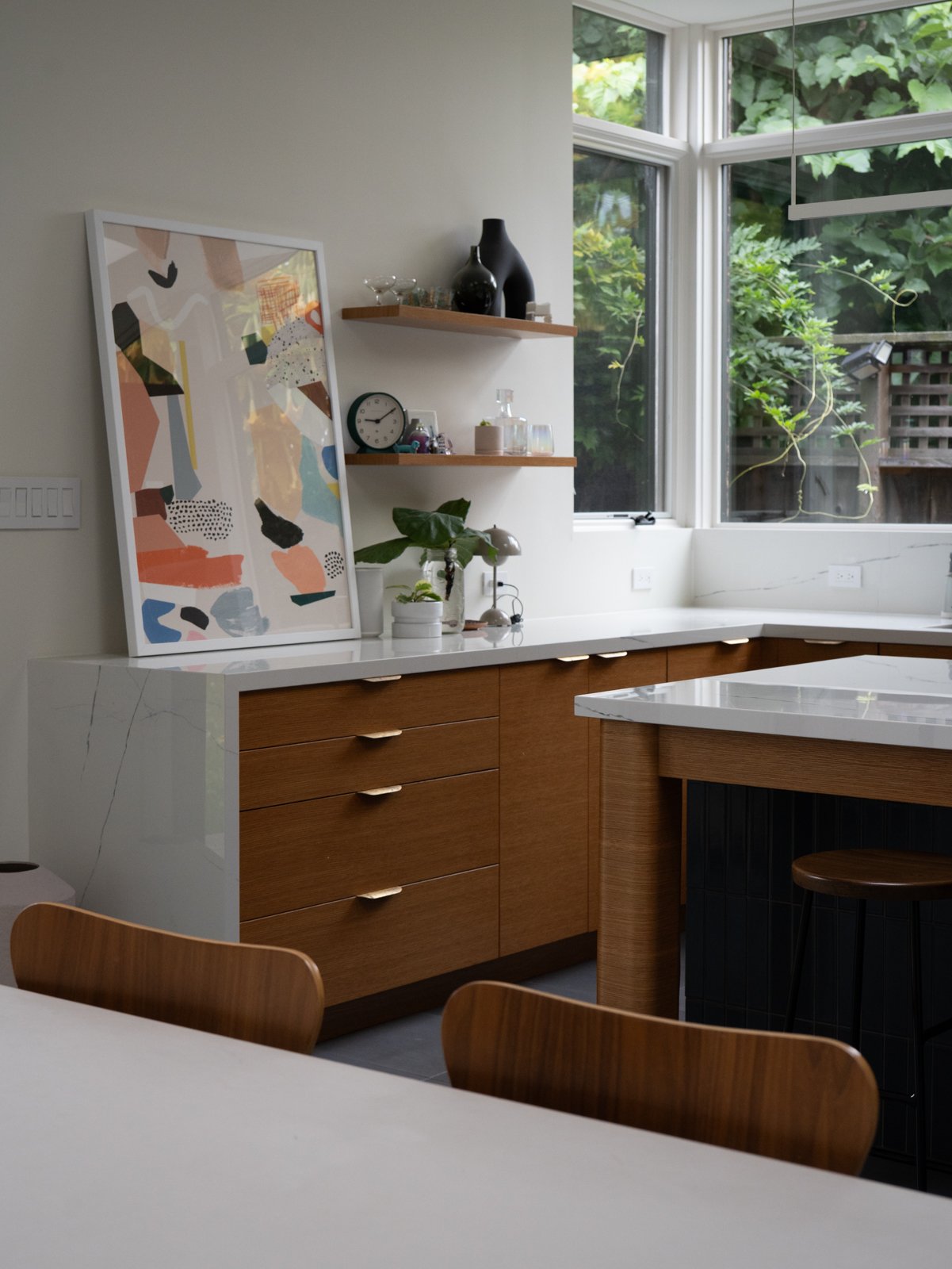  Open layout kitchen and dining room 