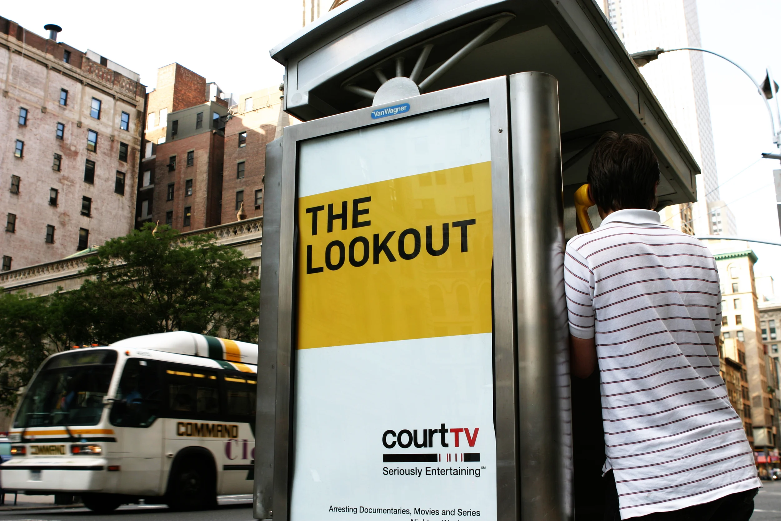 3phonekiosk.jpg