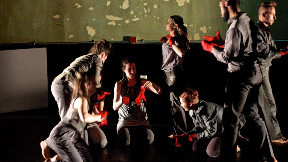 redgloves9.jpg
