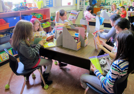  Carrie Gelson's students engaged in reading nonfiction in her classroom.