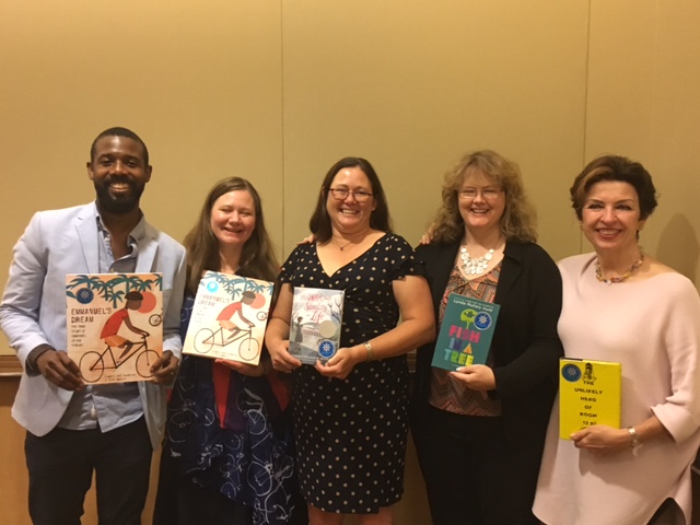 L to R: Sean Qualls, Laurie Ann Thompson, Kimberly Brubaker Bradley, Lynda Mullaly Hunt, and Teresa Toten - winners of the 2016 Schneider Family Book Awards. 