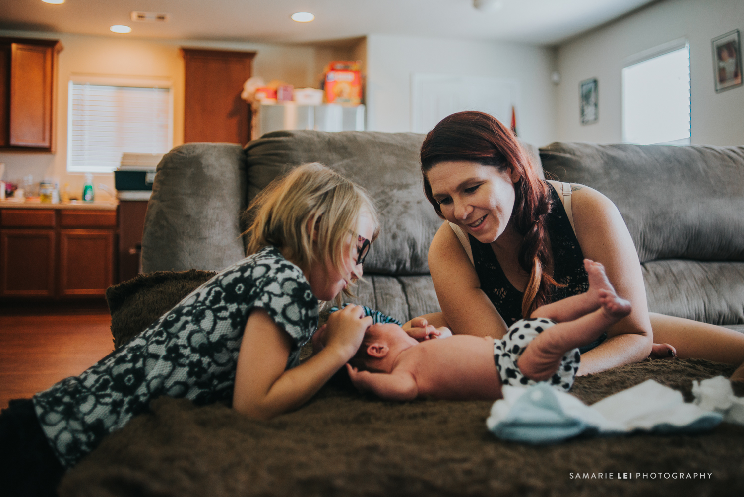 newborn-photographer-documentary-cypress-TX-19.jpg