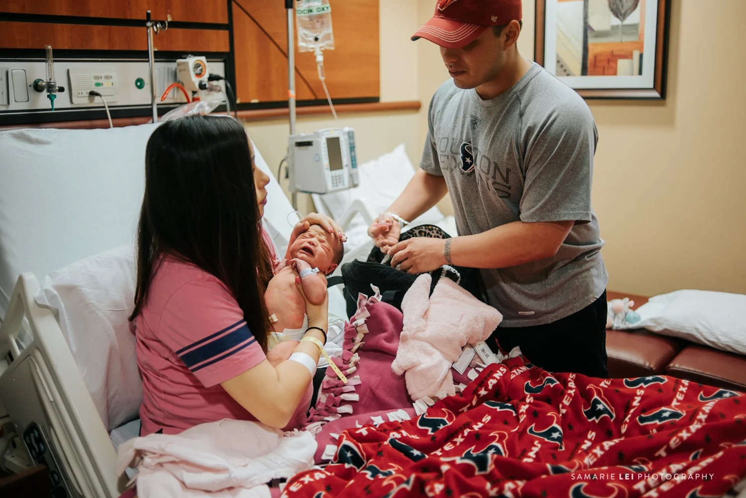 newborn-photographer-fresh-48-houston-baby-32-19.jpg
