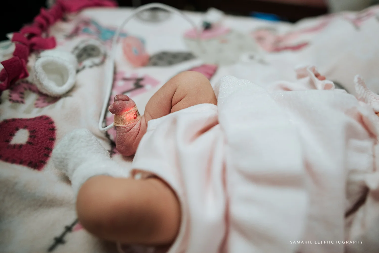newborn-photographer-fresh-48-houston-baby-32-26.jpg