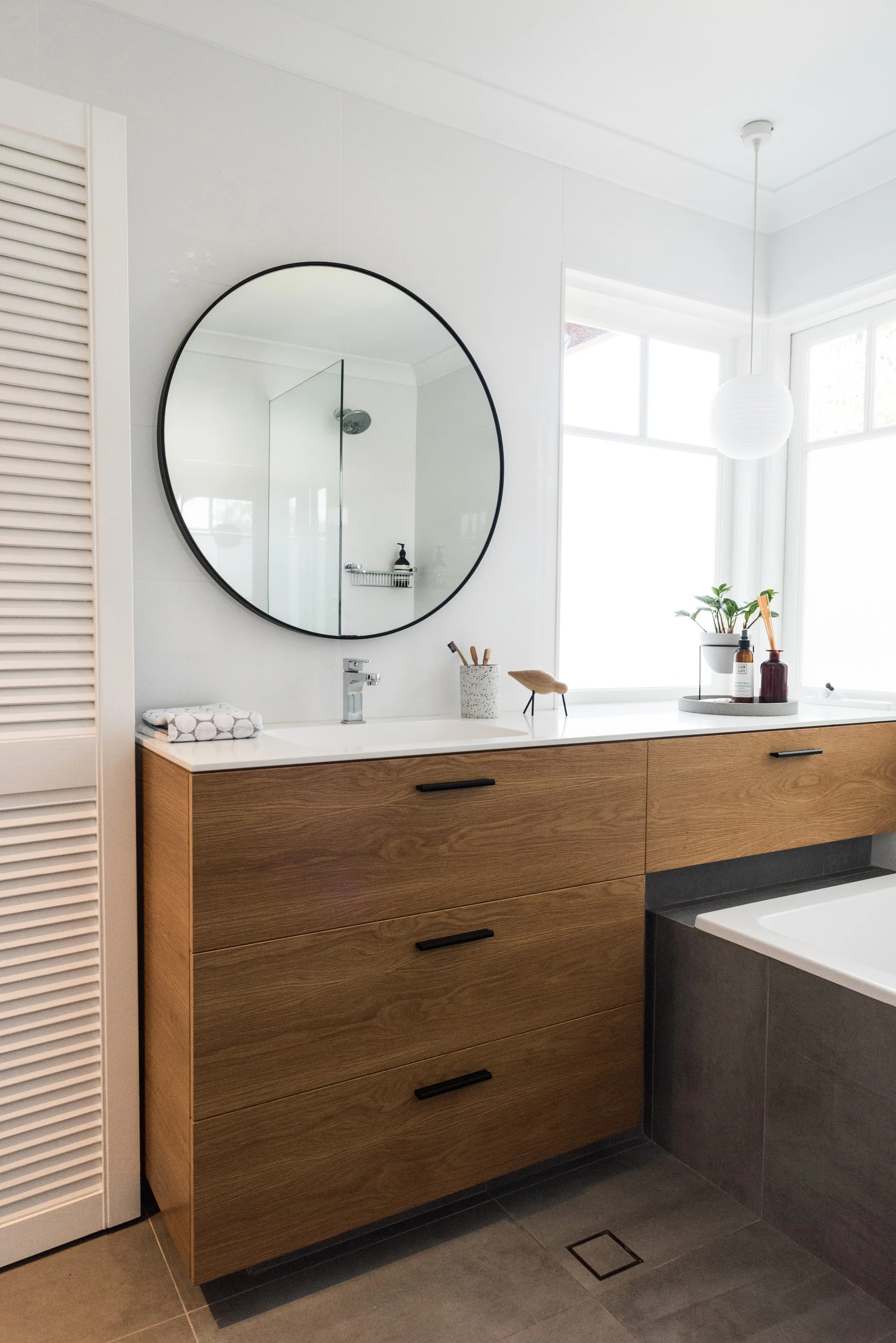 small designer bathroom photograph