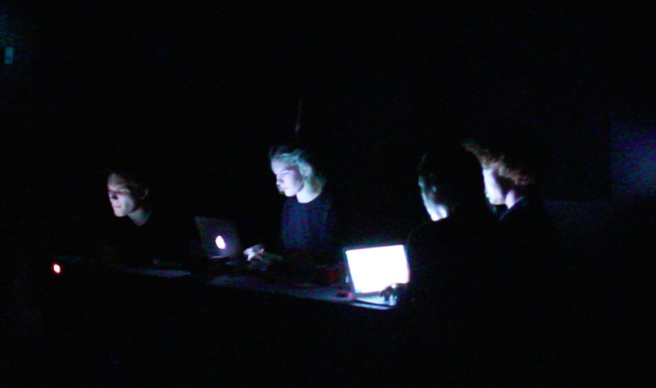 May 2014, directorSamma det by Kenneth Pettersen at Døgnfluer 24-hour play festival in Oslo.A short play about the intersecting lives of four 20-somethings, written, rehearsed and performed within 24 hours.