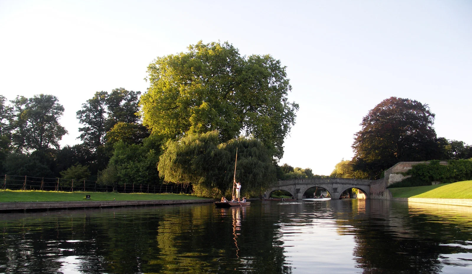 punting-on-the-cam-1557278-1599x928.jpg