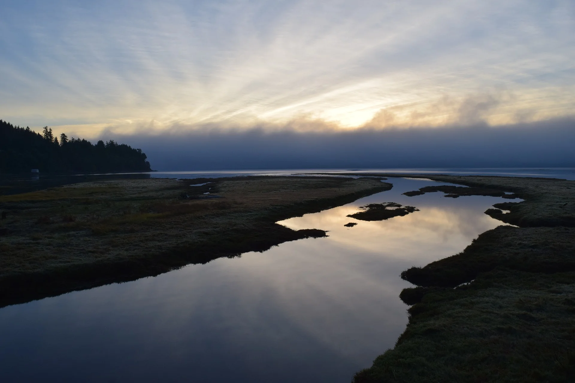sunrise-3744418_1920.jpg