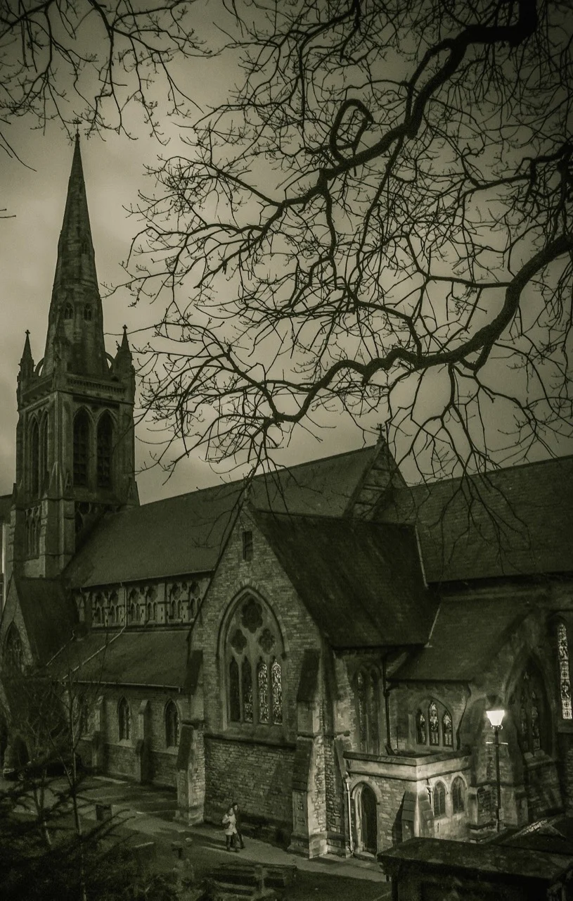st-peters-church-4022726_1920.jpg