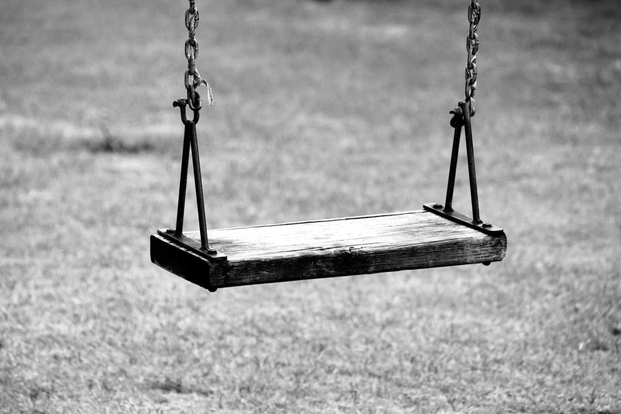 swing-1365713_1920.jpg