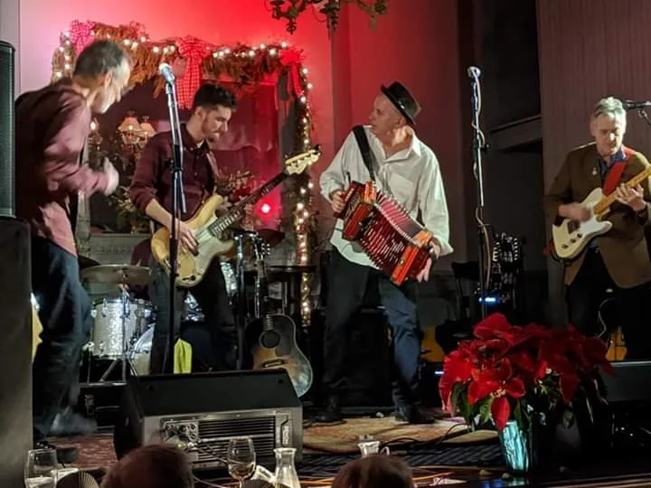 Cats on Holiday Live at FCB