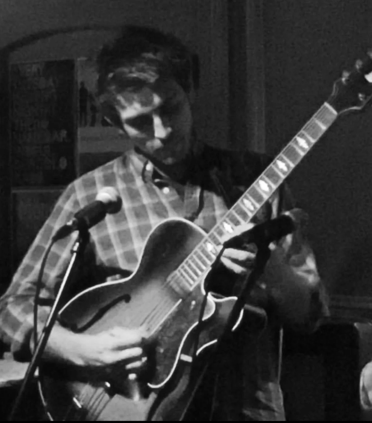 Andrew Bonnis FREE Live Music