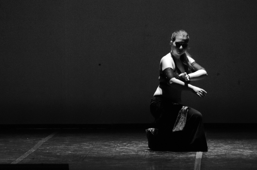 ines-re-danza-TRIBAL-FUSION-bn.png