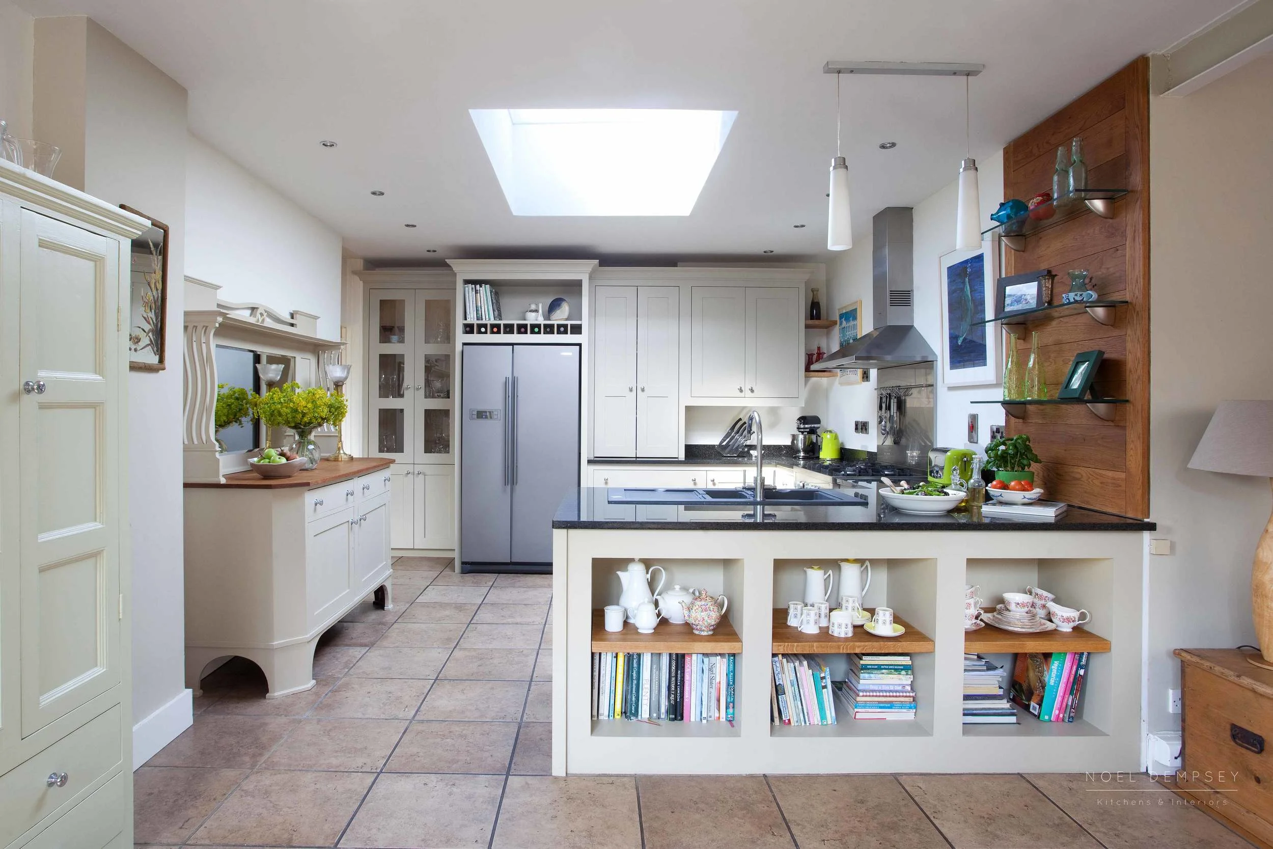 Bellvue-Hand-Painted-Kitchen-1.jpg