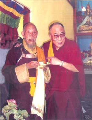 H.H. Dalai Lama visits Dorlop Kunzang Khedrub at Gonjang Monastery, India.