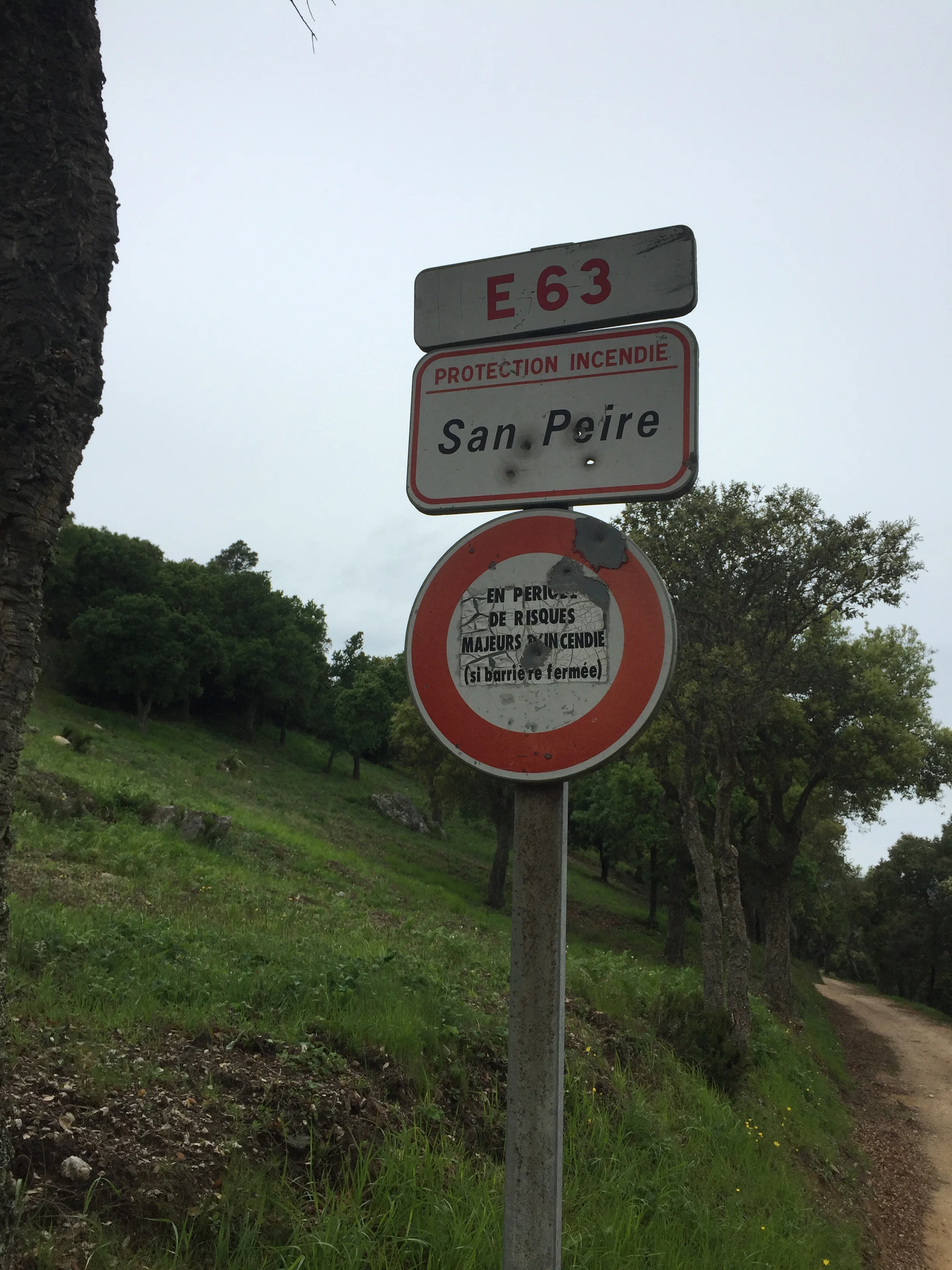 San Peire - Warning sign