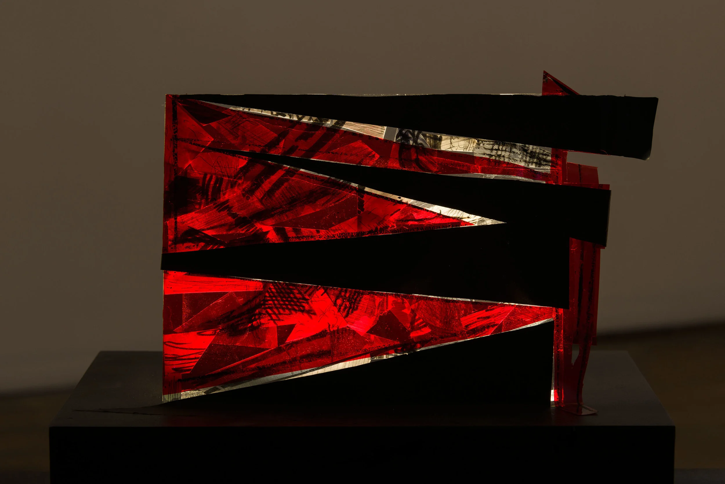  Cassie Riger, CRT Triptych: Raster Scan II, red, media art, assemblage, TV history