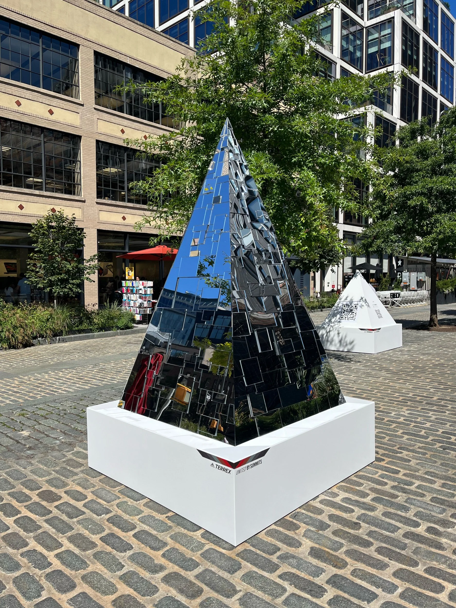 Adidas Terrex pop-up