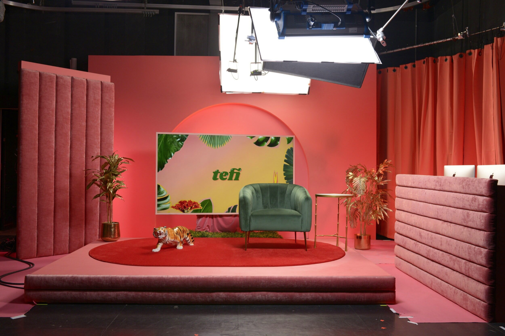 Tefi’s Daily Pop Culture Talk Show